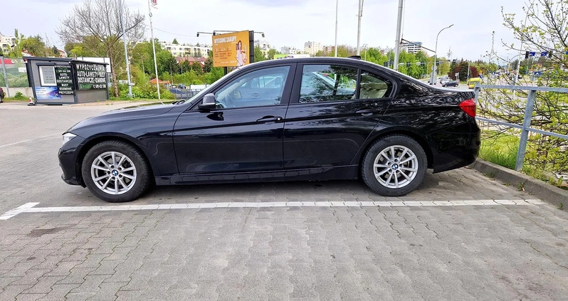 BMW Seria 3 cena 58800 przebieg: 192000, rok produkcji 2016 z Rzeszów małe 781